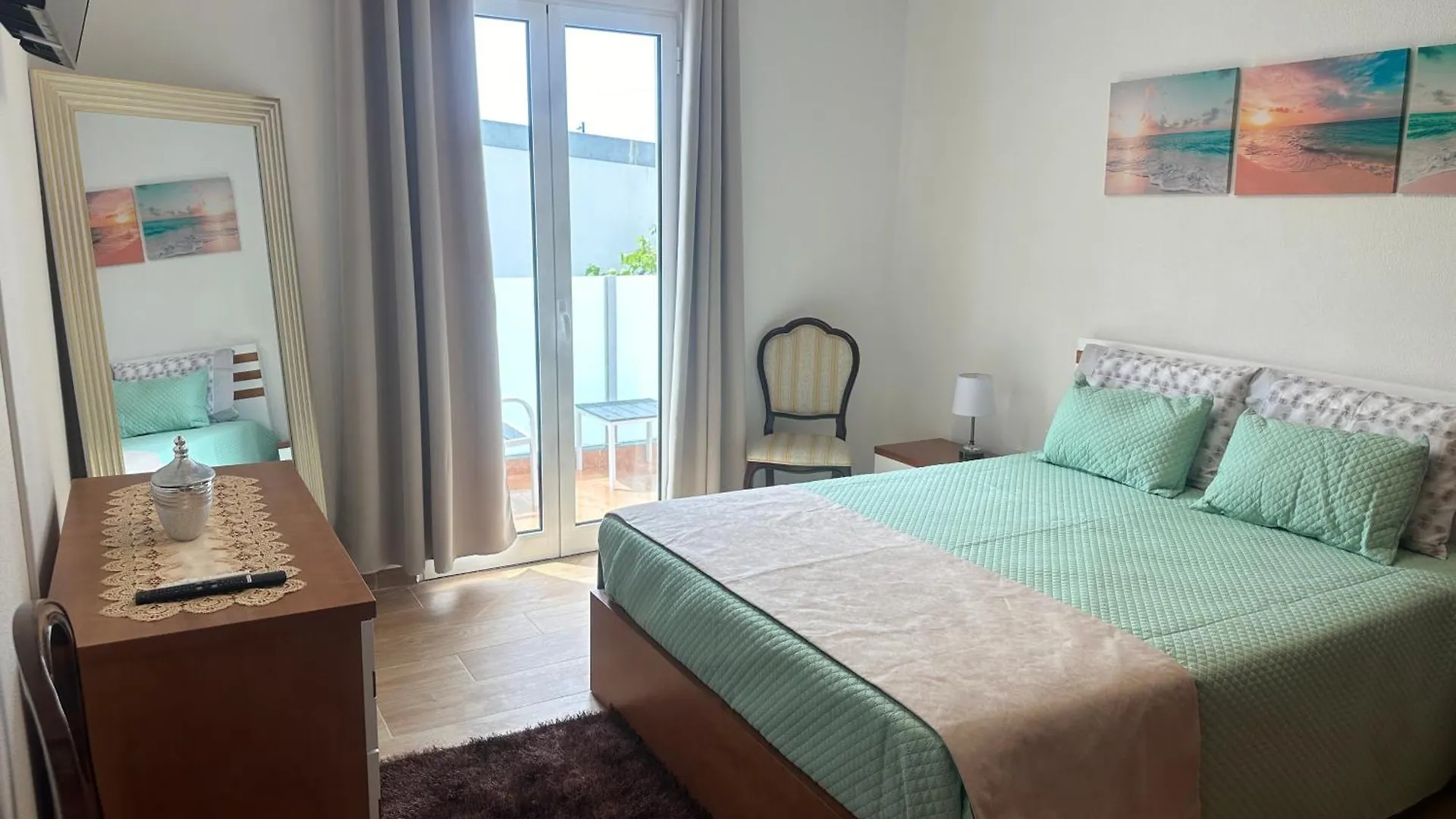 公寓 Madalena do MarGori House公寓